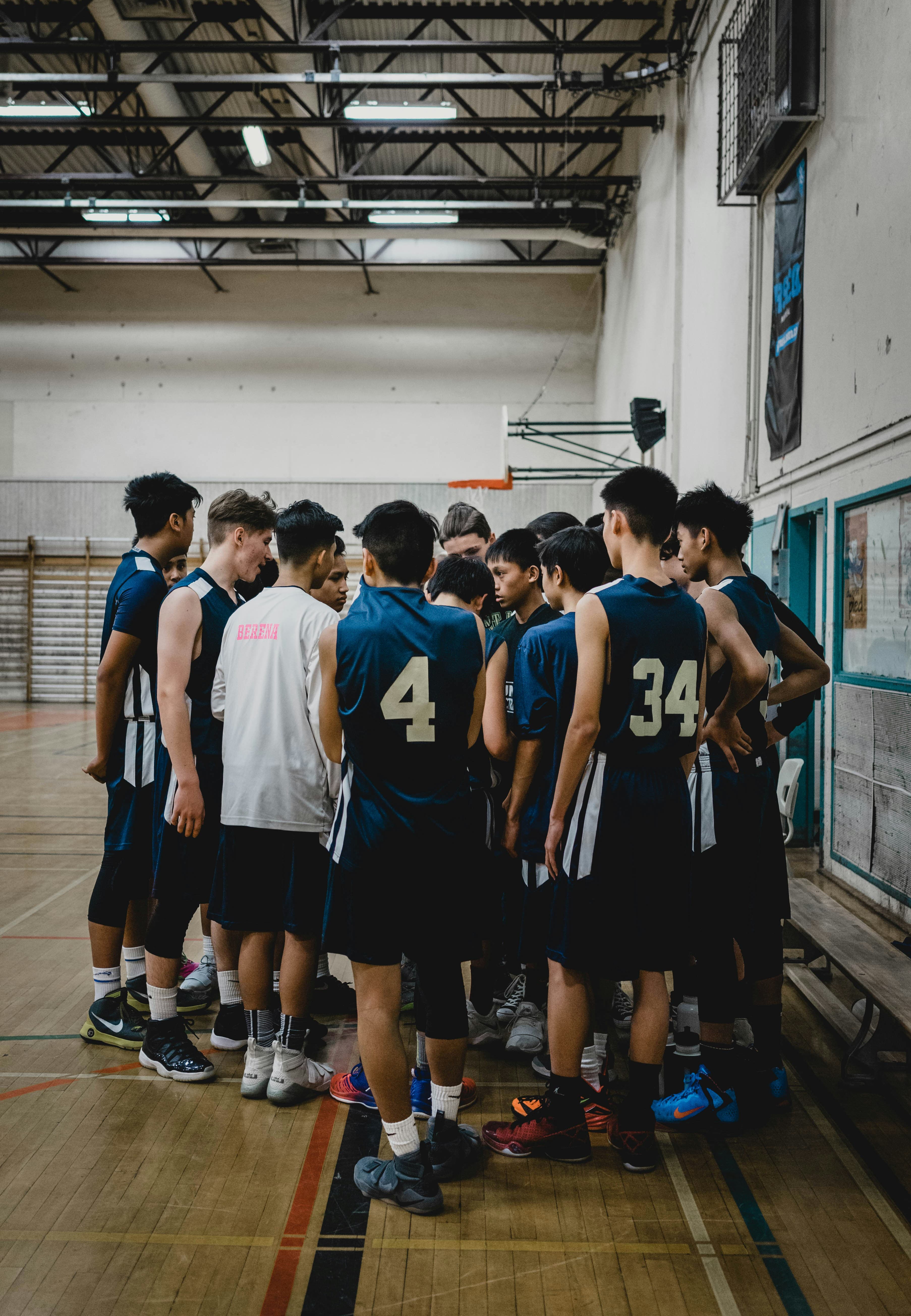 Youth basketball teams competing in the Fraser Valley